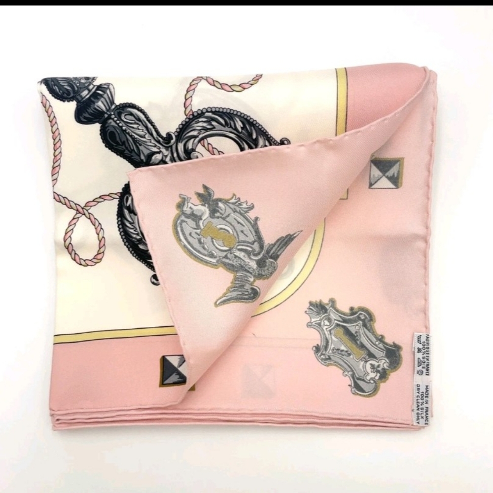 Hermes Silk 90 Cm Scarf Les Cles (Keys) Classic.  Authentic. - Picture 5 of 6